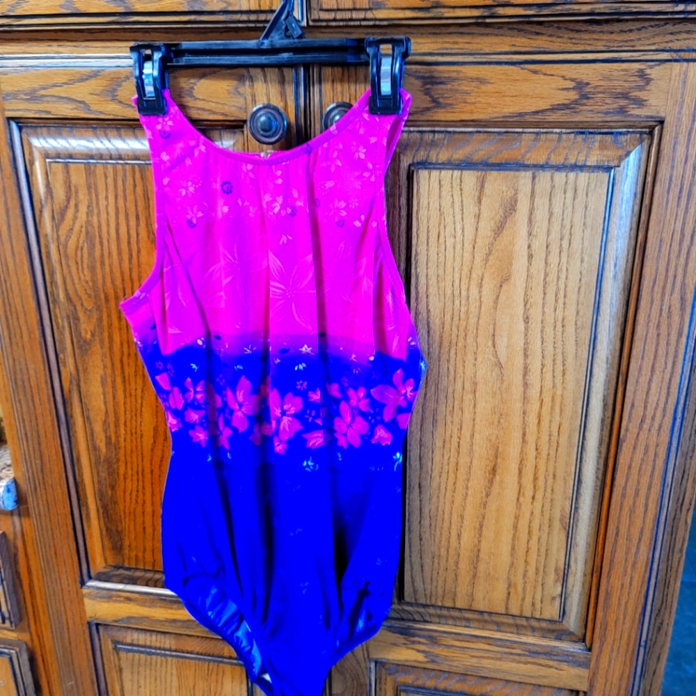 Bathing suit